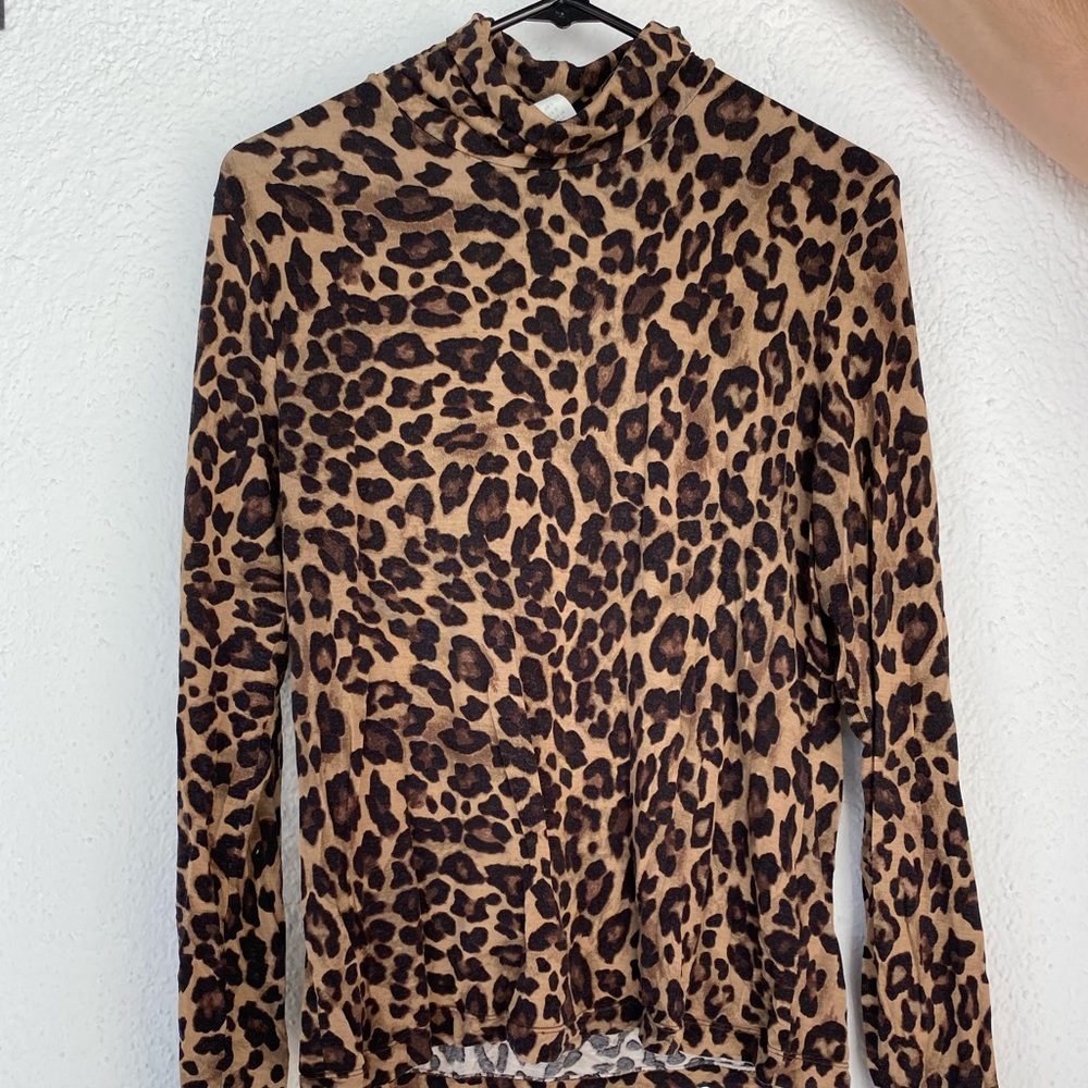 H&M Leopard Turtle Neck Top